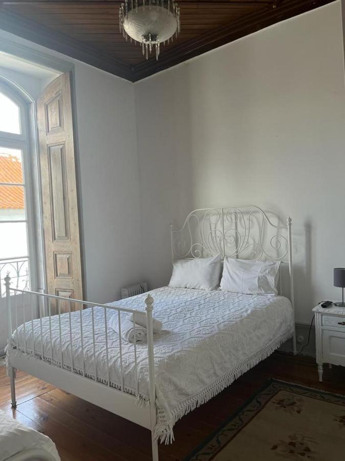 מלון אזמבוז'ה Casa Da Rainha מראה חיצוני תמונה