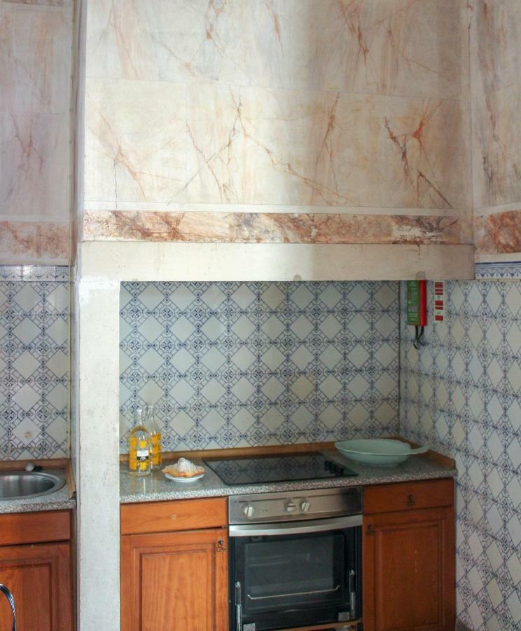 מלון אזמבוז'ה Casa Da Rainha מראה חיצוני תמונה